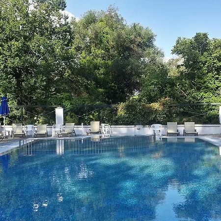 Ipsos Beach Hotel 3*
