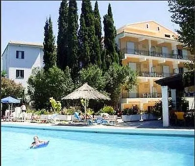 ホテル Ipsos Beach Hotel 3*
