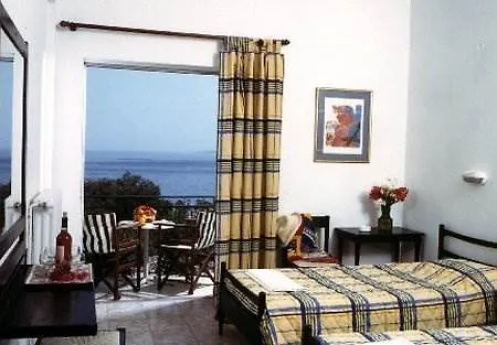 ホテル Ipsos Beach Hotel イプソス
