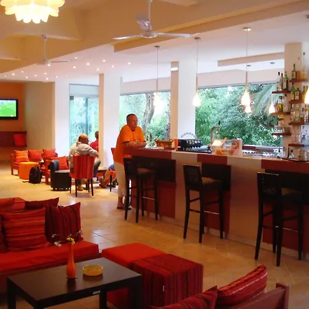Ipsos Beach Hotel 3* イプソス