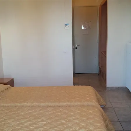 Ipsos Beach Hotel 3* イプソス